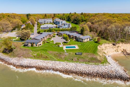 22-4150 Ridge Rd, Stevensville, MI, 49127-9107 | Card Image