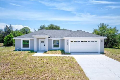 136 Friendly Cir, Sebring, FL, 33876-6370 | Card Image