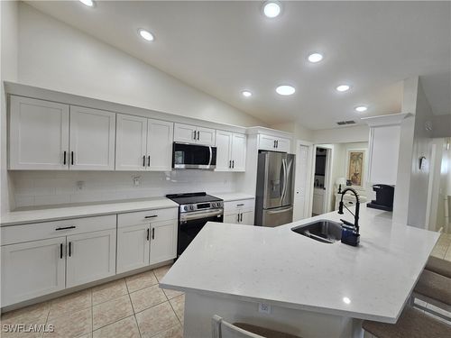apt-2-19942 Lake Vista Cir N, LEHIGH ACRES, FL, 33936-7641 | Card Image
