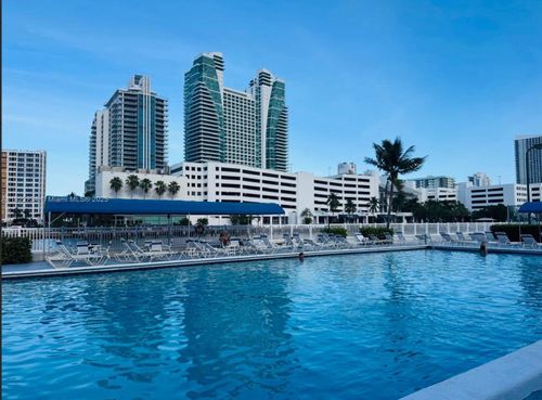 apt-731-400 Leslie Dr, Hallandale Beach, FL, 33009-2968 | Card Image