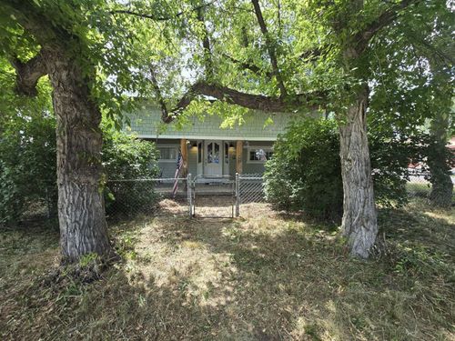 401 Maple Ave, Chama, NM, 87520-0258 | Card Image