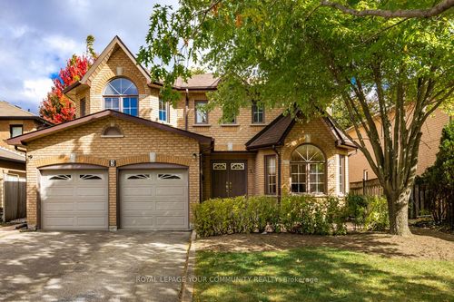 3 Creekview Ave, Richmond Hill, ON, L4C9X1 | Card Image