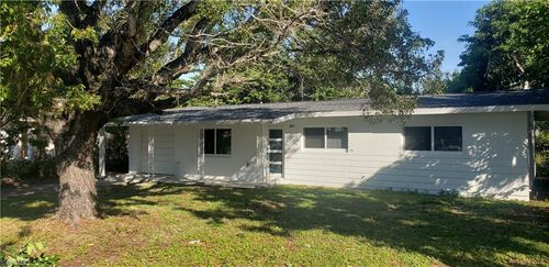 2431 Welch St, Fort Myers, FL, 33901-7338 | Card Image