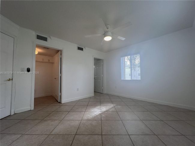 APT-174 - 151 Ne 16 Th Ave, Condo with 2 bedrooms, 2 bathrooms and null parking in Fort Lauderdale FL | Image 9