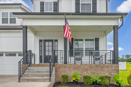 3904 Chapel Hill Rd, Clarksville, TN, 37040-8214 | Card Image