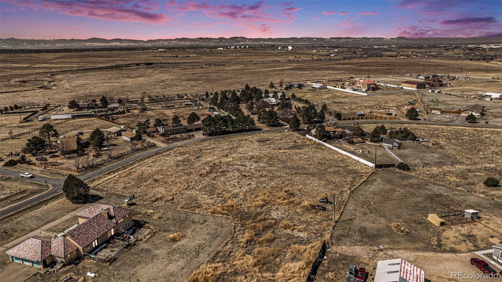 Land in Aurora 3