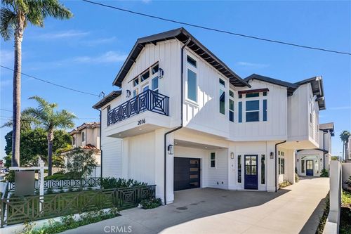 a-2016 Farrell Ave, Redondo Beach, CA, 90278-1817 | Card Image