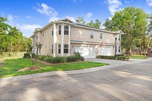 923 Lumsden Reserve Dr, BRANDON, FL, 33511-5989 | Card Image