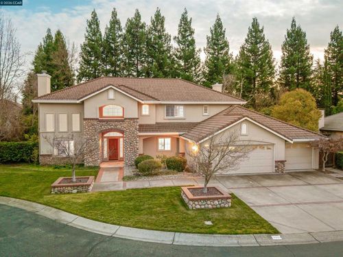 208 208 Kaitlyn Ln, Danville, CA, 94506 | Card Image