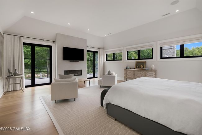 31 Meadow Ln, House other with 6 bedrooms, 9 bathrooms and null parking in Greenwich CT | Image 19