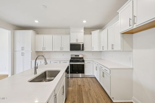 2-820 Kinsale Ct, Fuquay Varina, NC, 27526 | Card Image