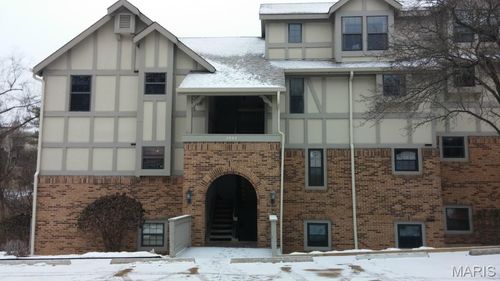apt-b-2244 Canyonlands Dr, Maryland Heights, MO, 63043-4517 | Card Image