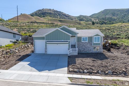 64 N Bywater Way, Brigham City, UT, 84302-2706 | Card Image