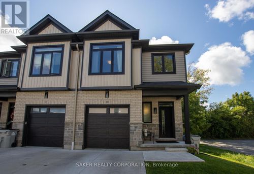30-601 Lions Park Dr, Mount Brydges, ON, N0L1W0 | Card Image