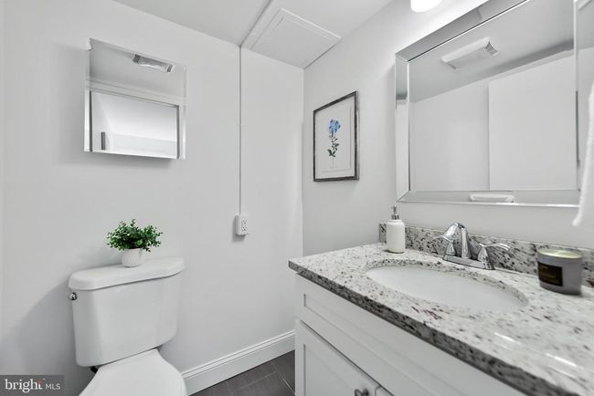 APT-228 - 11224 Chestnut Grove Sq, Condo with 2 bedrooms, 2 bathrooms and null parking in RESTON VA | Image 16