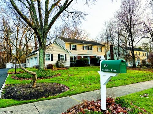 70 Hampton Rd, Chatham Twp, NJ, 07928-1352 | Card Image