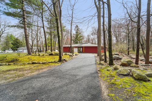 18 Tamarack Ln, Pomona, NY, 10970-2010 | Card Image