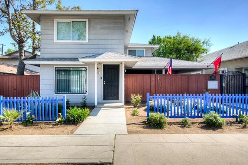 402 N Poplar Ave, Fresno, CA, 93701-1750 | Card Image