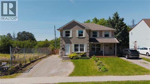 283 Cole Rd, Guelph, ON, N1G3K1 | Card Image