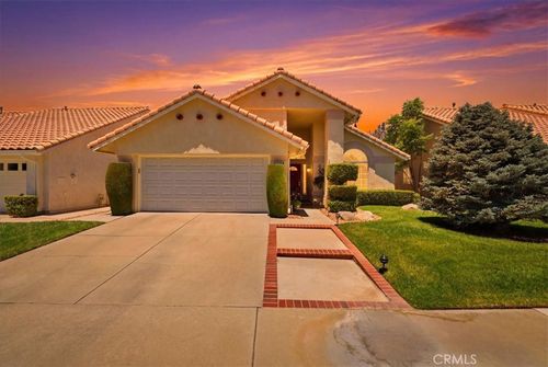 5831 Oakmont Dr, Banning, CA, 92220-5333 | Card Image