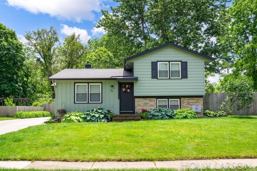 88 James St, Rockford, MI, 49341-1124 | Card Image