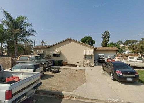 9953 Stonehurst Ave, Sun Valley, CA, 91352-1226 | Card Image