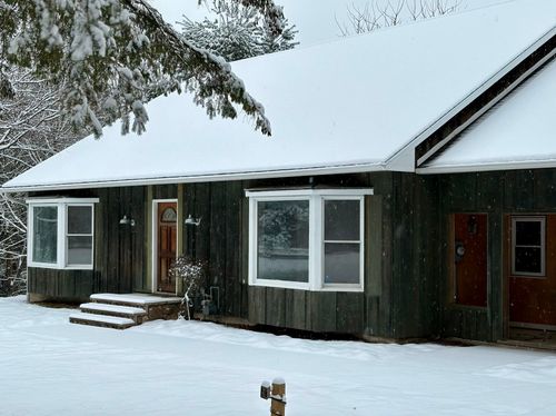 150 Swift St, South Burlington, VT, 05403-7307 | Card Image