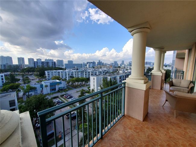 APT-906 - 17555 Atlantic Blvd, Condo with 2 bedrooms, 2 bathrooms and null parking in Sunny Isles Beach FL | Image 29