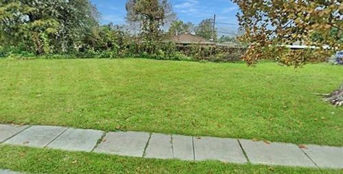 2728 Guerra Dr, Violet, LA, 70092-2931 | Card Image