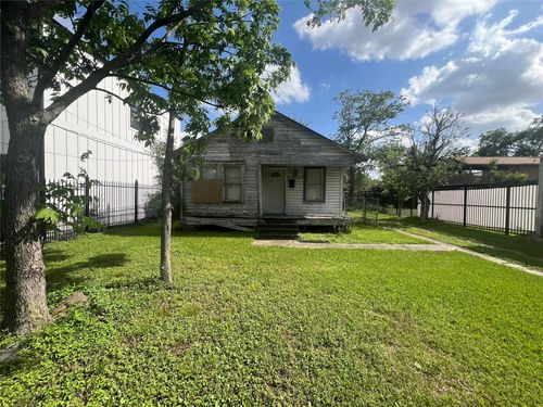 1210 Lindale St, Houston, TX, 77022-5739 | Card Image