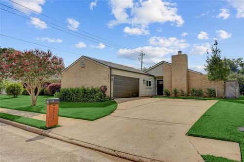 3311 Carmel Valley Dr, Missouri City, TX, 77459-3066 | Card Image