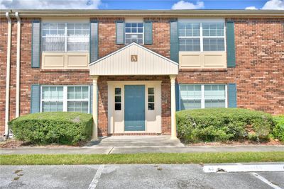 A4 - 1920 E Edgewood Drive, Condo with 2 bedrooms, 2 bathrooms and null parking in Lakeland FL | Image 1