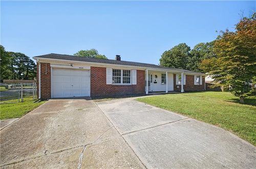 3625 Van Buren Dr, Virginia Beach, VA, 23452-3140 | Card Image