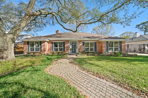 10622 Bordley Dr, Houston, TX, 77042-1406 | Card Image