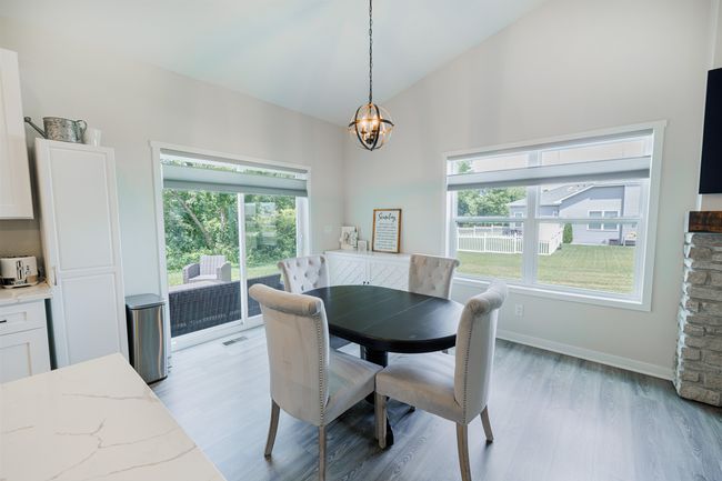 3184 S Bartells Dr, Condo with 2 bedrooms, 2 bathrooms and null parking in BELOIT WI | Image 9