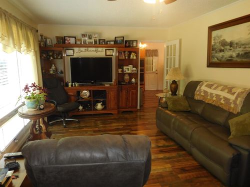 802 Thompson Street Street, Gaffney, SC, 29341 | Card Image