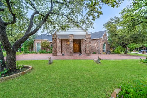 4503 Bretton Bay Ln, Dallas, TX, 75287-6802 | Card Image