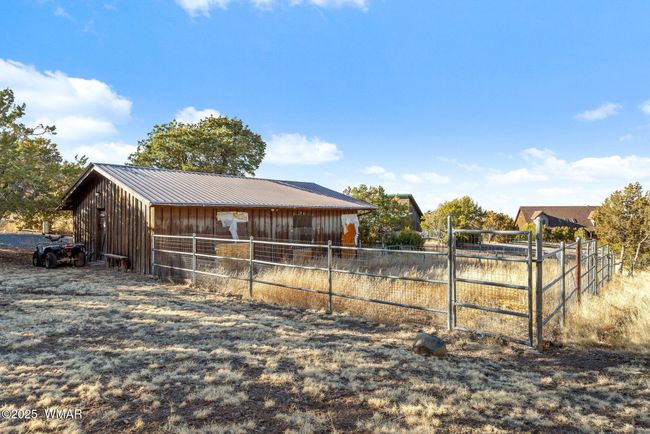 Barn/Corral | Image 49