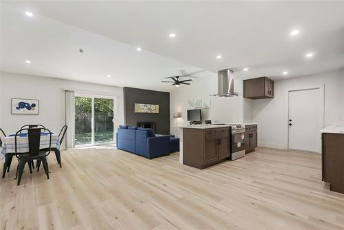 10410 Quail Ridge Dr, Austin, TX, 78758-5008 | Card Image