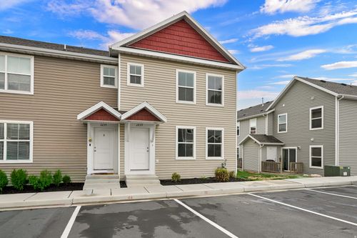 2639 N 500 W, Sunset, UT, 84015-2576 | Card Image