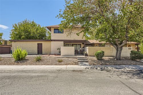 49-5102 Village Dr, Las Vegas, NV, 89142-1852 | Card Image