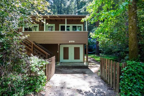 10711 Grays Court, Forestville, CA, 95436 | Card Image