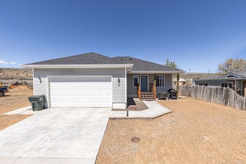 624 Elm St, Carlin, NV, 89822-9973 | Card Image