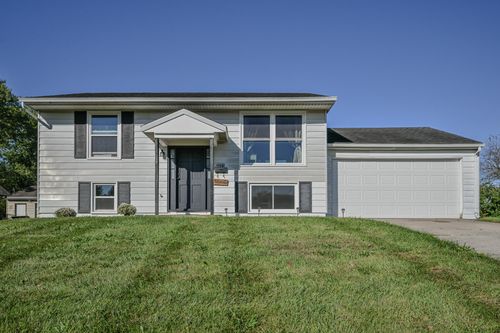 3231 Vineyard St, Springfield, OH, 45503-1738 | Card Image