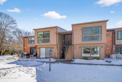 80 Manchester Ct, Red Bank, NJ, 07701-5497 | Card Image