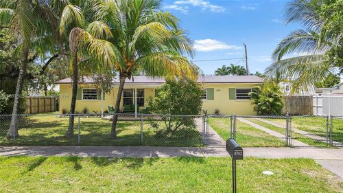 11742 187th Ter, Miami, FL, 33177-3219 | Card Image