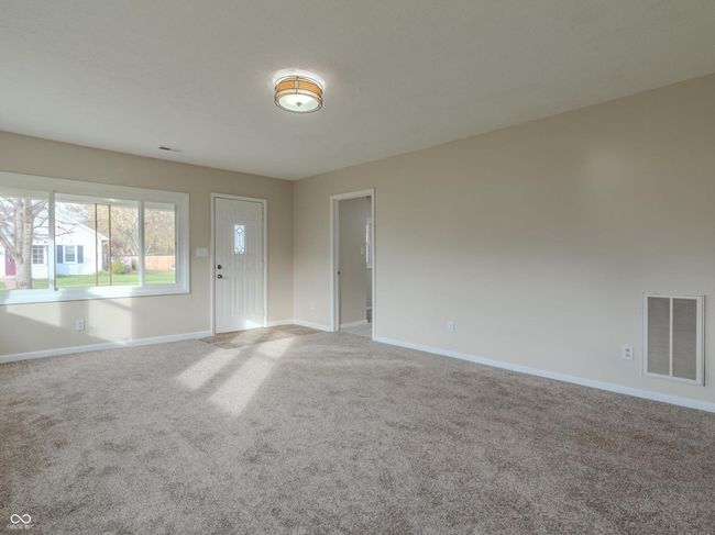 943 N 12 Th St, House other with 3 bedrooms, 1 bathrooms and null parking in Elwood IN | Image 11