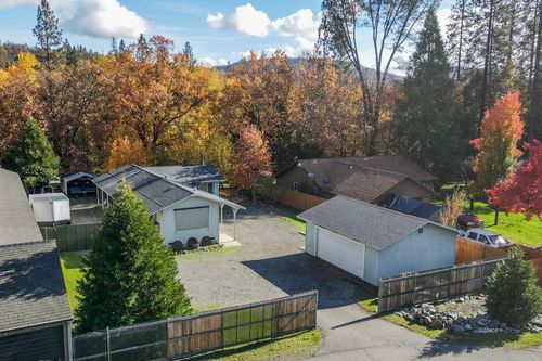 56 Horseshoe Ln, Weaverville, CA, 96093-8087 | Card Image