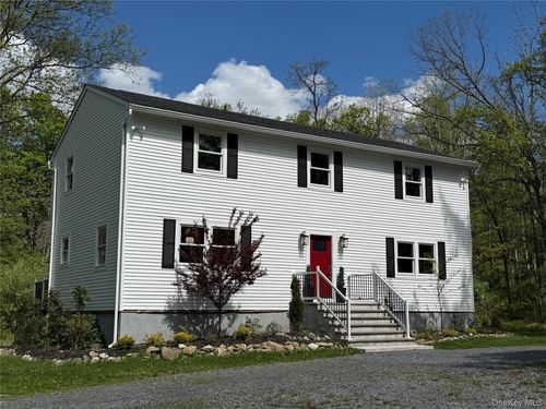 30 Daly Rd, Middletown, NY, 10940-7354 | Card Image