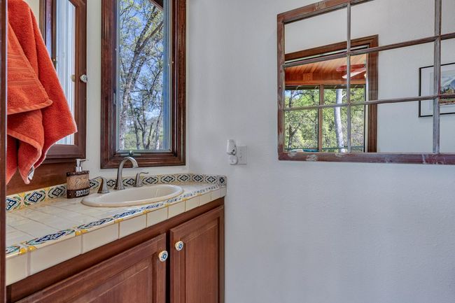 6879 State Highway 49 N, House other with 3 bedrooms, 3 bathrooms and null parking in Mariposa CA | Image 62